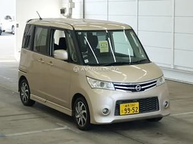 Nissan Roox 2013, auction grade RA