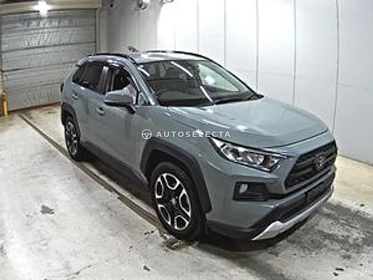 Toyota RAV4 2020, photo 1 of 1