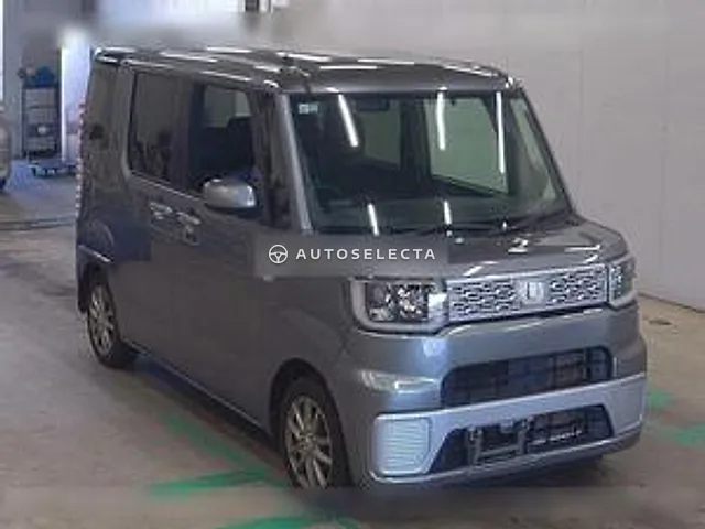 Daihatsu Wake 2014, auction grade 3