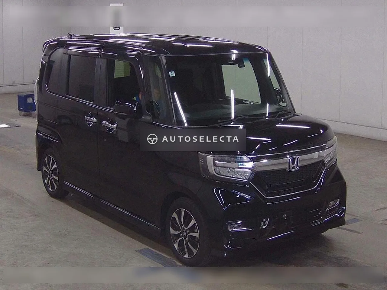 Honda N-BOX Custom 2020, photo 1 of 1