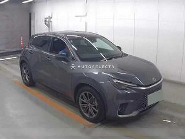 Lexus LBX 2025, auction grade 4.5