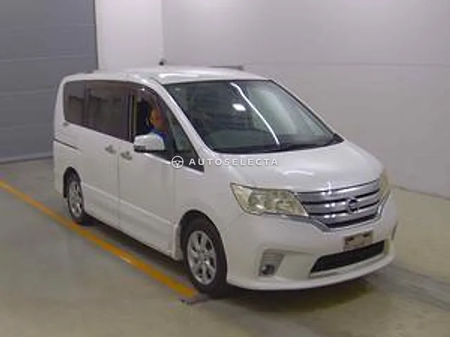 Nissan Serena 2011, auction grade R