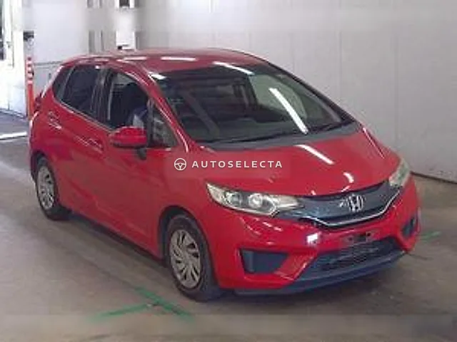 Honda Fit 2013, auction grade 3.5