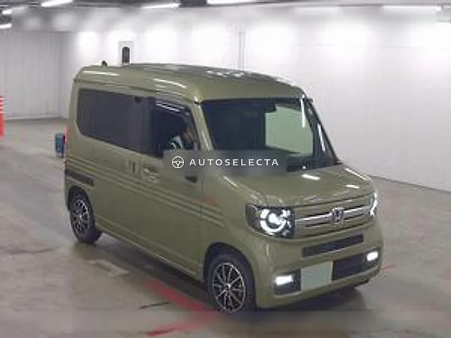 Honda N-VAN Plus Style 2023, auction grade 4.5