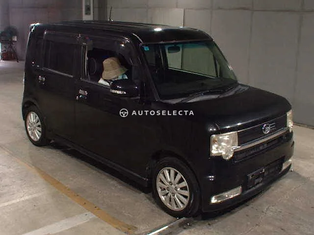 Daihatsu Move Conte 2011, auction grade 3.5