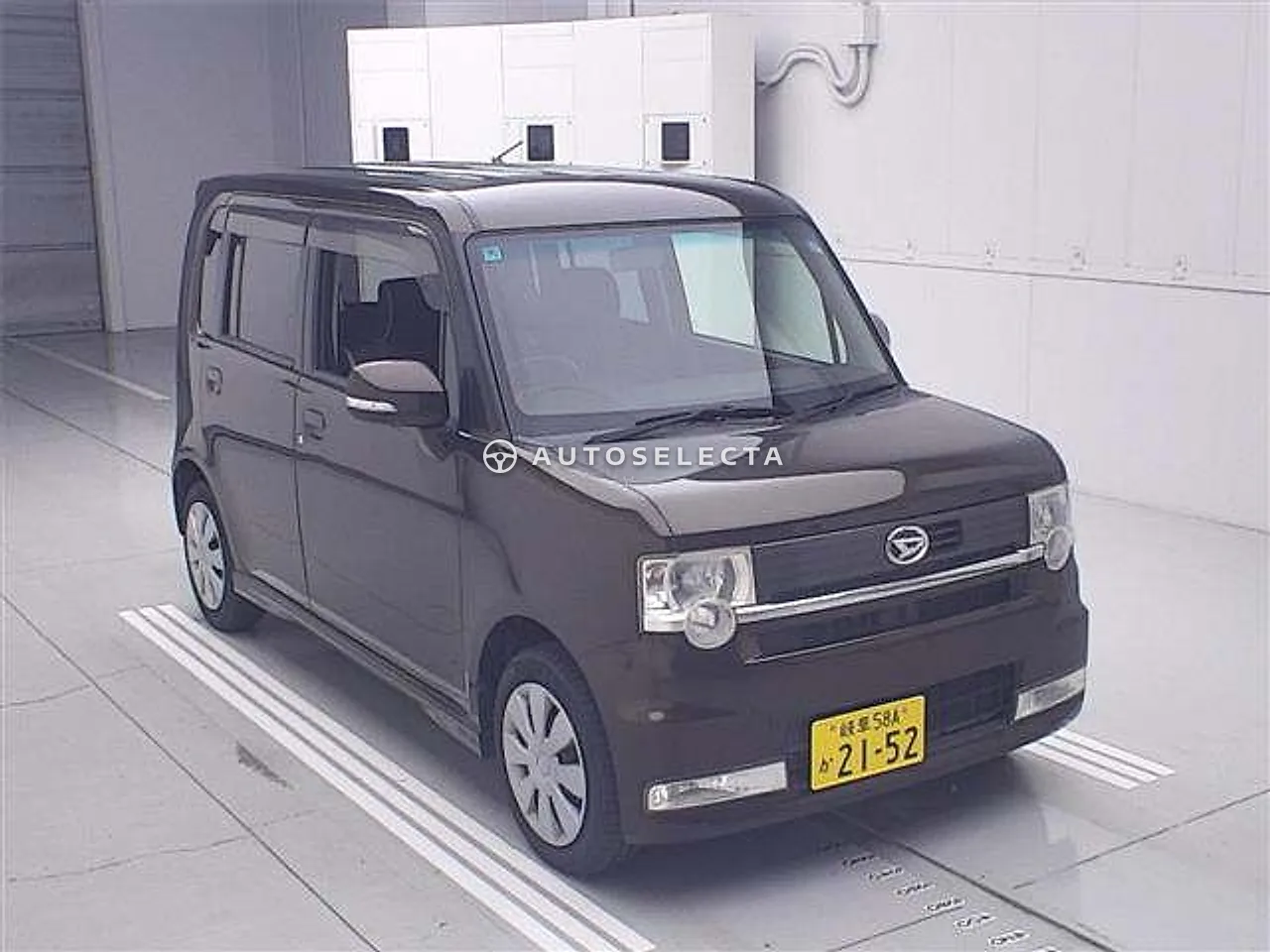 Daihatsu Move Conte 2010, photo 1 of 1