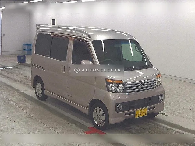 Daihatsu Atrai Wagon 2008, auction grade 3.5