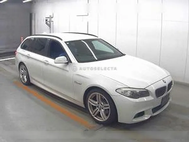 BMW 5 Series 2011, auction grade 4