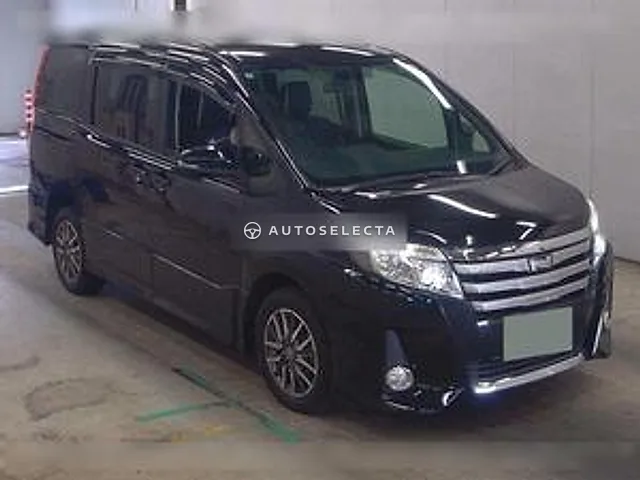 Toyota Noah 2014, auction grade 4.5