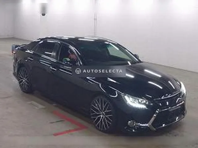 Toyota Mark X 2011, auction grade 4