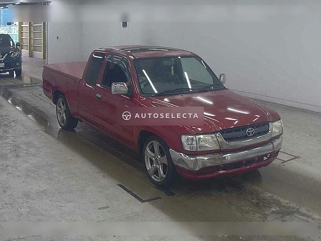 Toyota Hilux Sports Pick Up 2003, auction grade R
