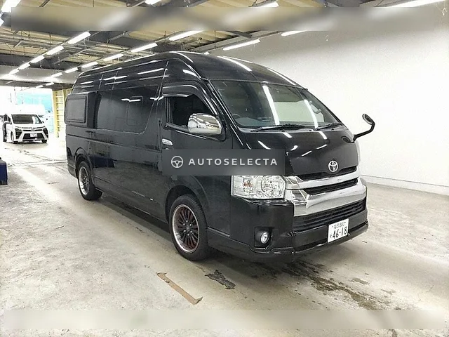 Toyota Hiace Van 2020, auction grade 4