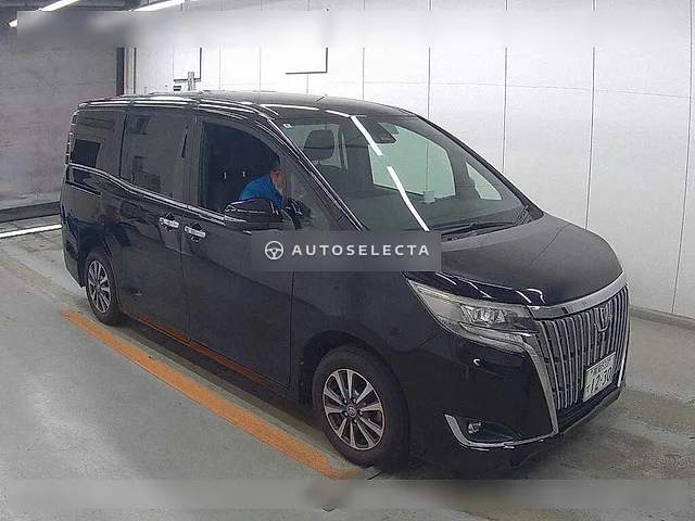 Toyota Esquire 2018, auction grade 4