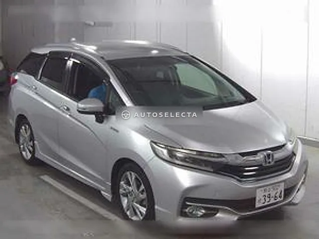 Honda Shuttle 2015, auction grade 3.5