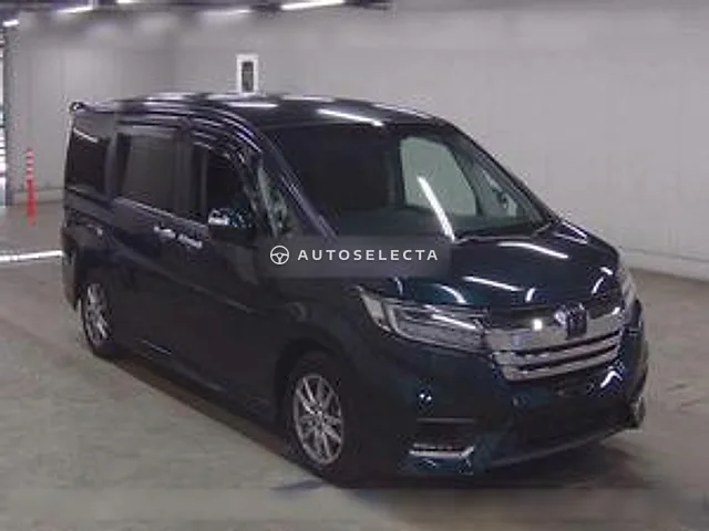 Honda Stepwgn Spada 2020, auction grade R