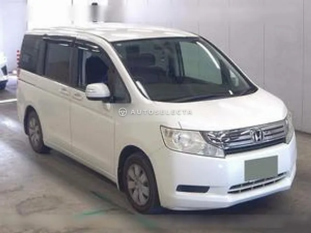 Honda Stepwgn 2011, auction grade 4