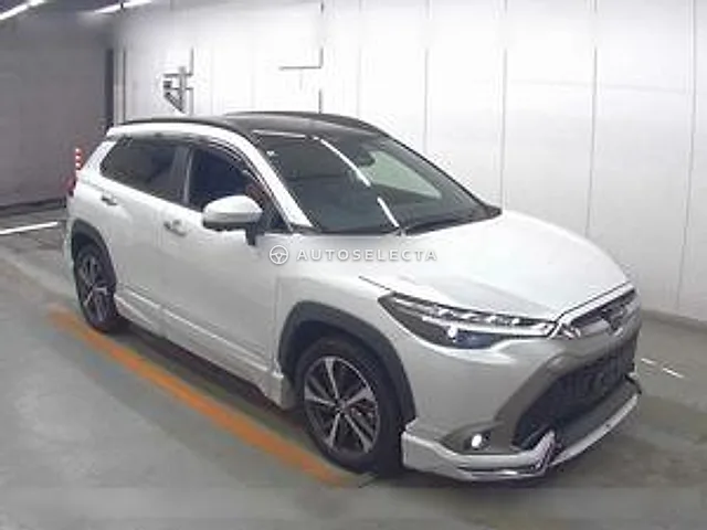 Toyota Corolla Cross 2024, auction grade 5