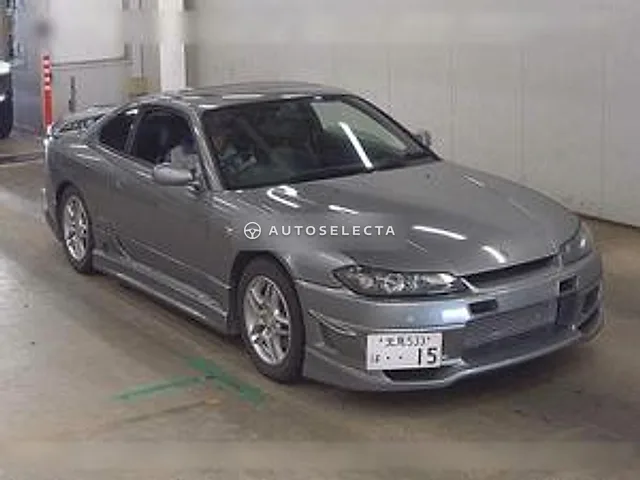 Nissan Silvia 2001, auction grade R