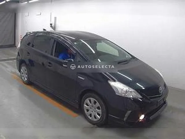 Toyota Prius Alpha 2012, auction grade 3.5