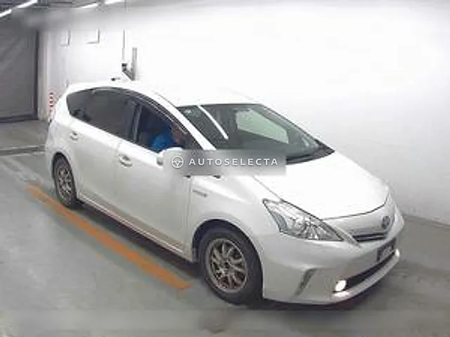 Toyota Prius Alpha 2014, auction grade 4