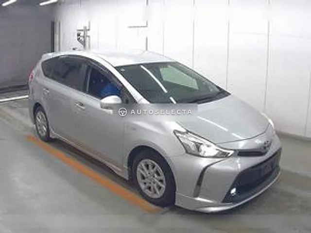 Toyota Prius Alpha 2015, auction grade 3.5