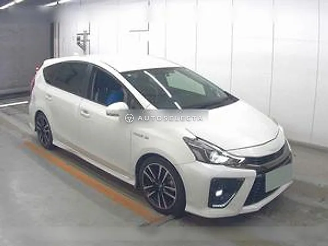 Toyota Prius Alpha 2016, auction grade 4