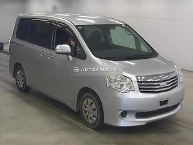 Toyota Noah 2013, auction grade 3.5
