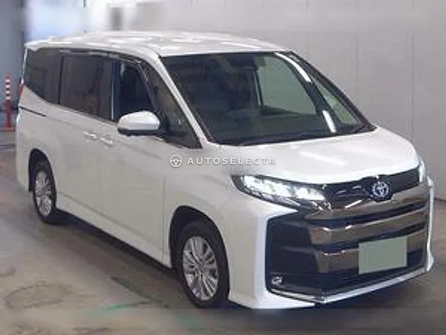 Toyota Noah 2022, auction grade 4.5