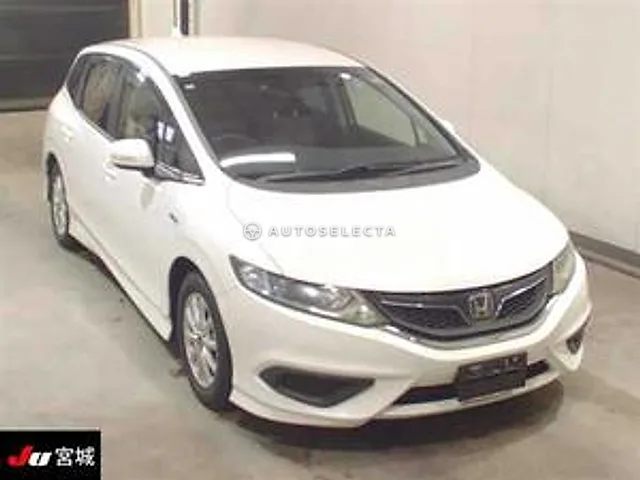 Honda Jade 2016, auction grade 3.5