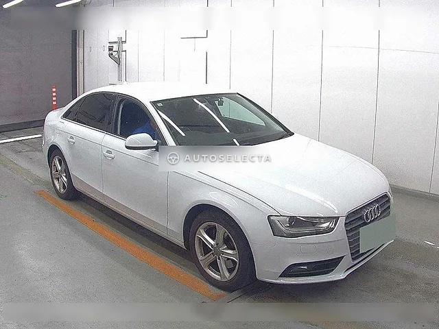 Audi A4 2015, auction grade 4