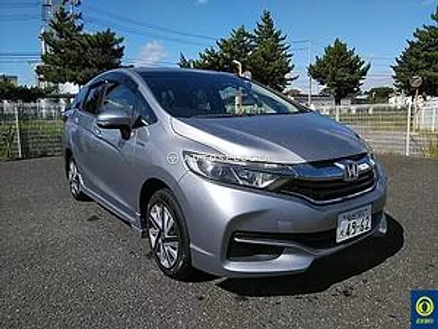 Honda Shuttle 2017, auction grade 3