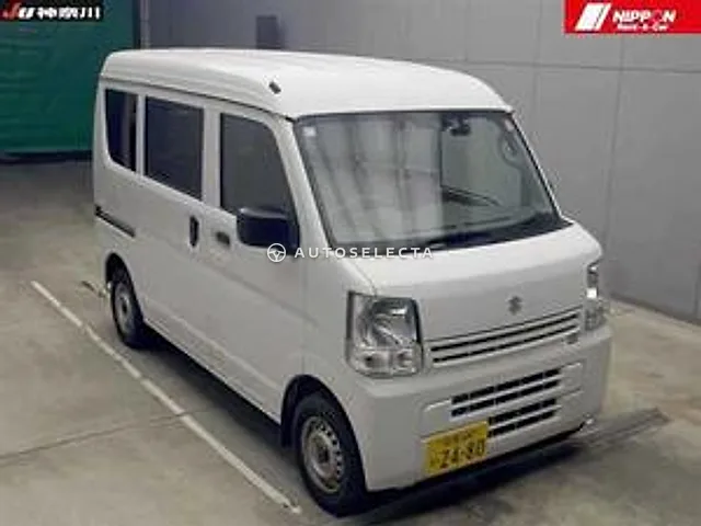 Suzuki Every 2023, auction grade 3.5