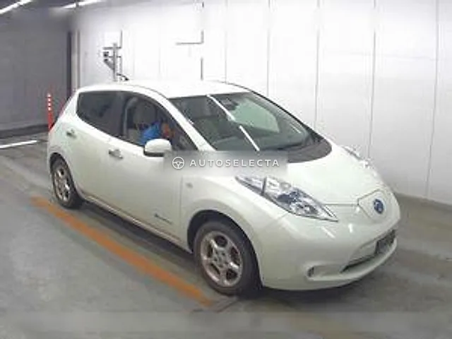 Nissan Leaf 2012, auction grade 3.5