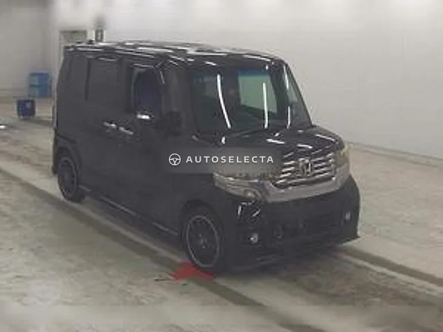 Honda N-BOX Custom 2012, auction grade 4