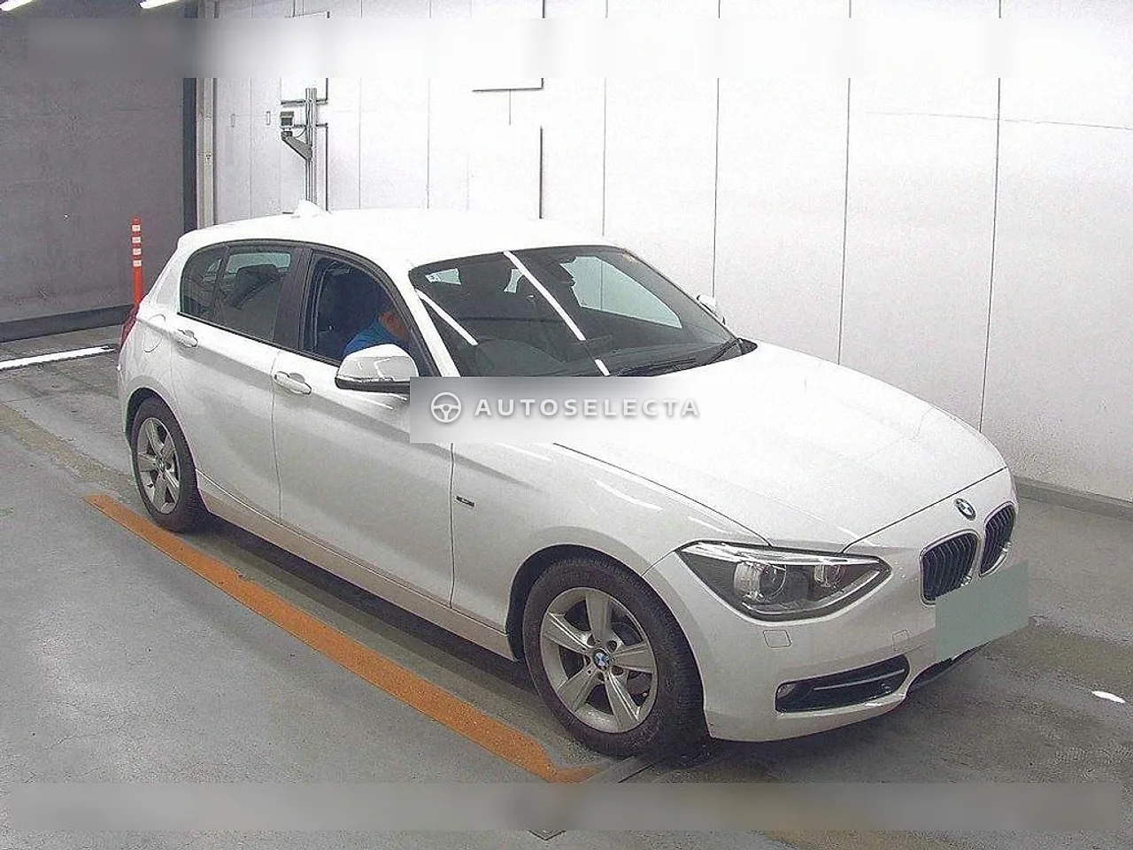 BMW 1 Series 2012, photo 1 of 6
