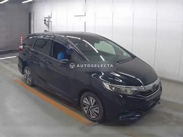 Honda Shuttle 2017, auction grade 4