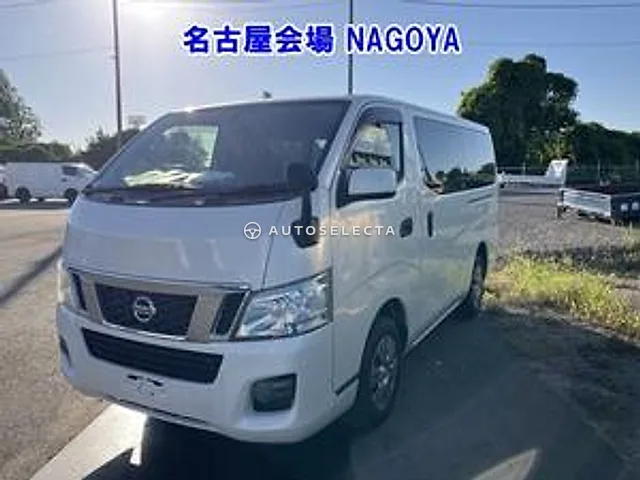 Nissan Caravan 2013