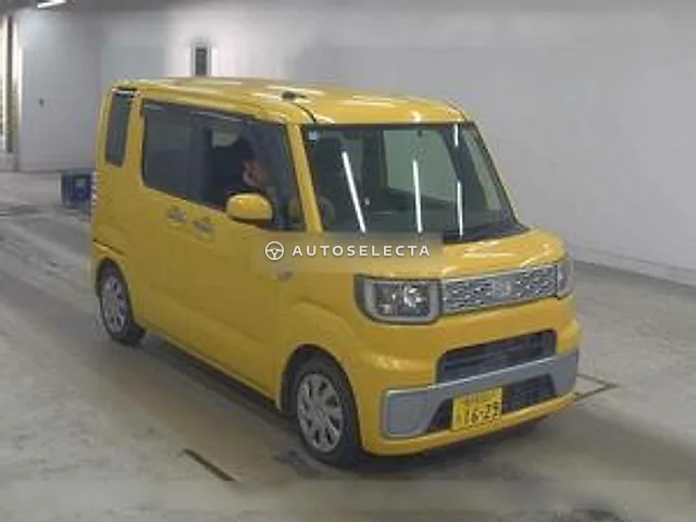 Daihatsu Wake 2014, auction grade 3.5