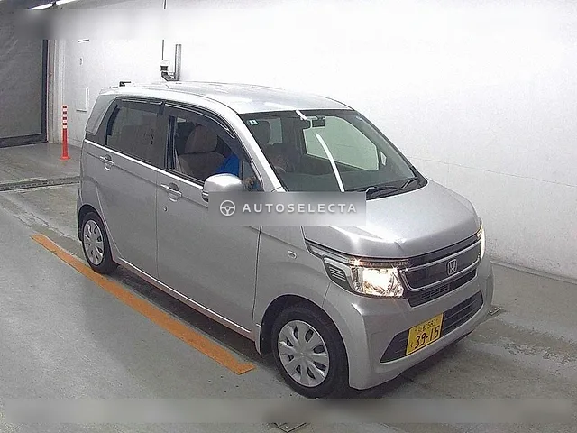 Honda N-WGN 2016, auction grade 4.5