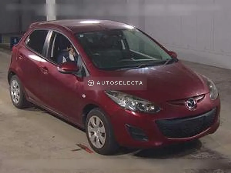 Mazda Demio 2013, photo 1 of 6