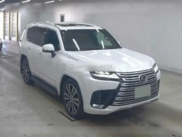 Lexus LX 2023, auction grade 5