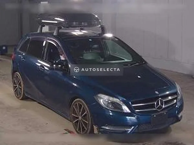 Mercedes-Benz B-Class 2012, auction grade 3.5