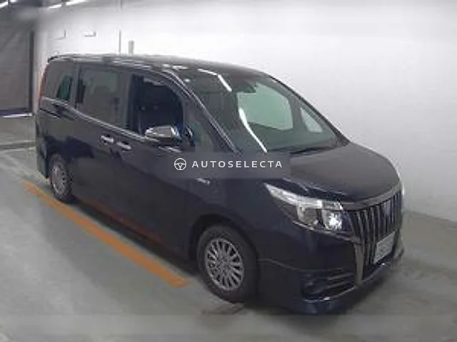 Toyota Esquire 2016, auction grade R