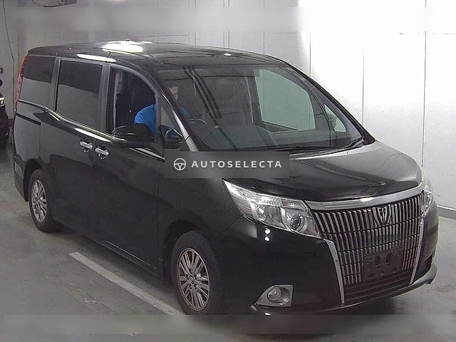 Toyota Esquire 2015, auction grade R