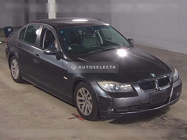 BMW 3 Series 2007, auction grade 4