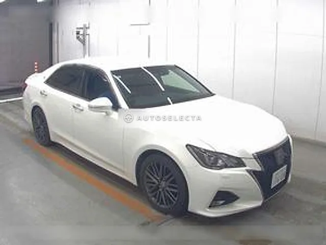 Toyota Crown 2017, auction grade 4.5