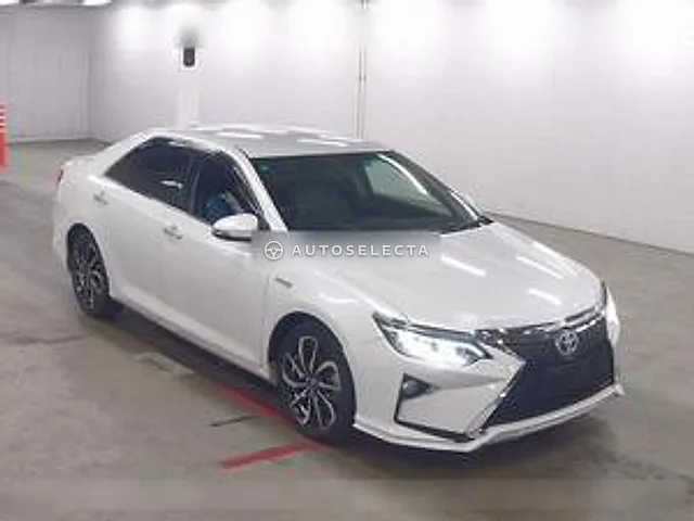 Toyota Camry 2011, auction grade 4
