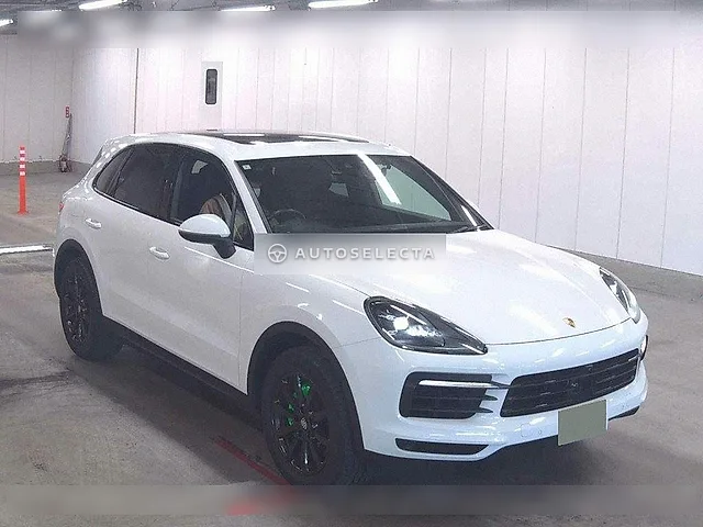 Porsche Cayenne 2018, auction grade 4.5