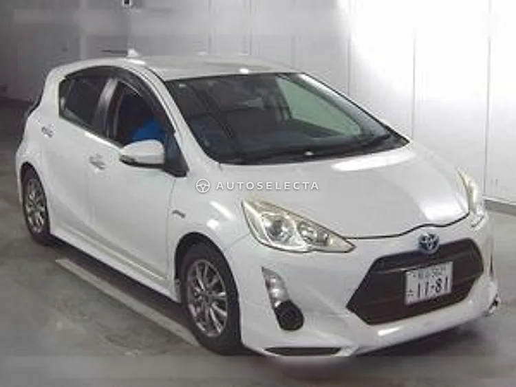Toyota Aqua 2016, photo 1 of 1