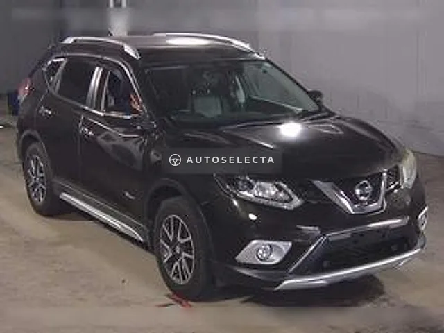 Nissan X-Trail 2016, auction grade 4